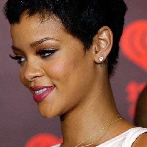 Short Haircuts For Black Women With Oval Faces (Photo 17 of 20)