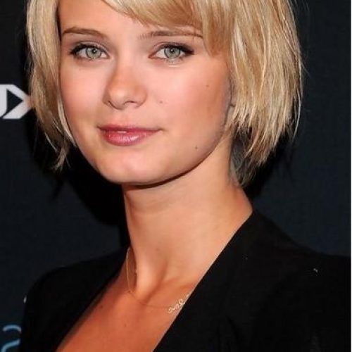 Short Haircuts With Bangs For Fine Hair (Photo 16 of 20)