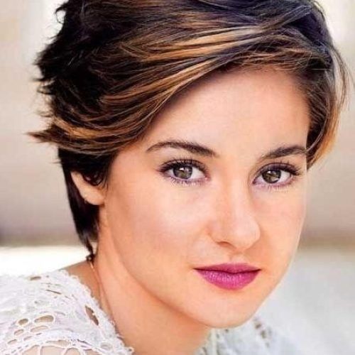 Great Short Haircuts For Thick Hair (Photo 11 of 20)