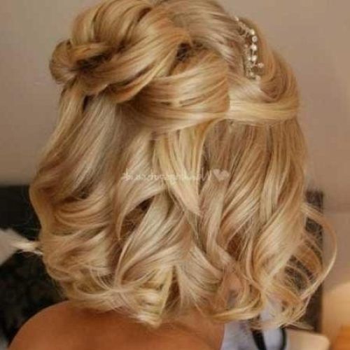 Cute Hairstyles For Short Hair For A Wedding (Photo 9 of 15)