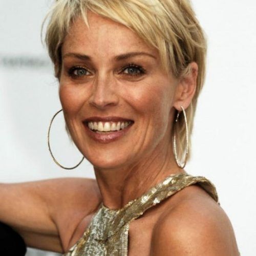 Short Hairstyles For Women Over 40 With Thin Hair (Photo 6 of 15)