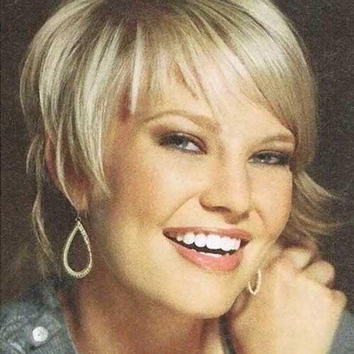 Short Hairstyles For Fine Thin Straight Hair (Photo 8 of 20)