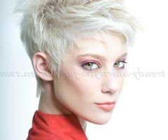 2024 Popular Platinum Blonde Short Hairstyles
