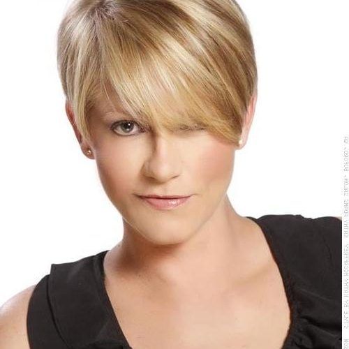 Short Hairstyles Cut Around The Ears (Photo 7 of 20)
