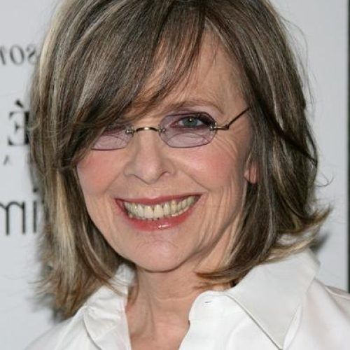 Short Haircuts For Women Who Wear Glasses (Photo 11 of 20)