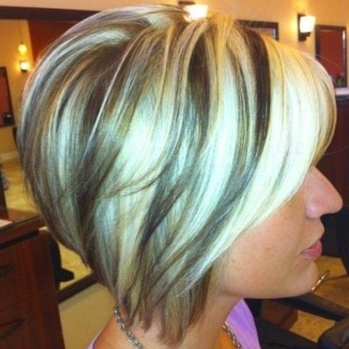Best and Newest Inverted Bob Haircuts in 22 Cute & Classy Inverted Bob Hairstyles - Pretty Designs (Photo 106 of 292)