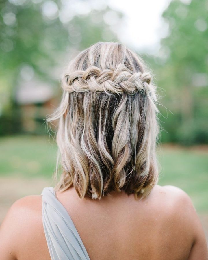 15 Best Wedding Hairstyles for Bridesmaids with Short Hair