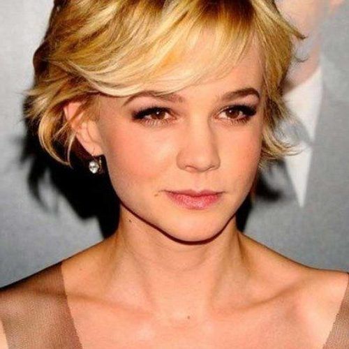Pixie Hairstyless With Wispy Bangs (Photo 8 of 20)