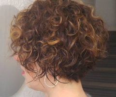 2024 Latest Short Loose Curls Hairstyles with Subtle Ashy Highlights
