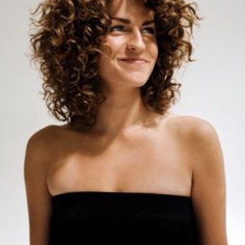 Medium Hairstyles With Layers And Curls (Photo 6 of 20)
