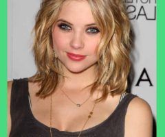 2024 Latest Medium Hairstyles for Thin Hair and Round Faces