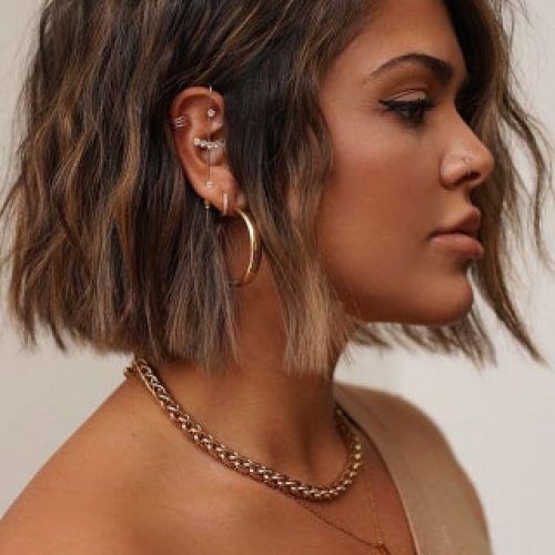 Side-Parted Blunt Bob Hairstyles (Photo 9 of 20)