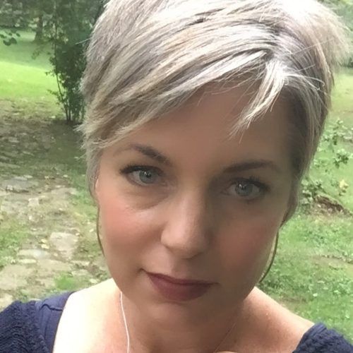Gray Pixie Hairstyles For Over 50 (Photo 13 of 20)