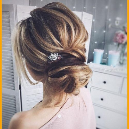 Messy Wedding Hairstyles (Photo 15 of 15)