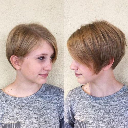Medium Short Pixie Haircuts (Photo 8 of 20)