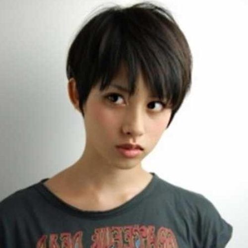 Korean Short Hairstyles For Girls (Photo 10 of 15)