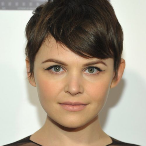 Cropped Pixie Haircuts For A Round Face (Photo 9 of 20)