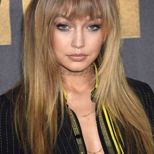 Low-Key Curtain Bangs Hairstyles (Photo 10 of 20)