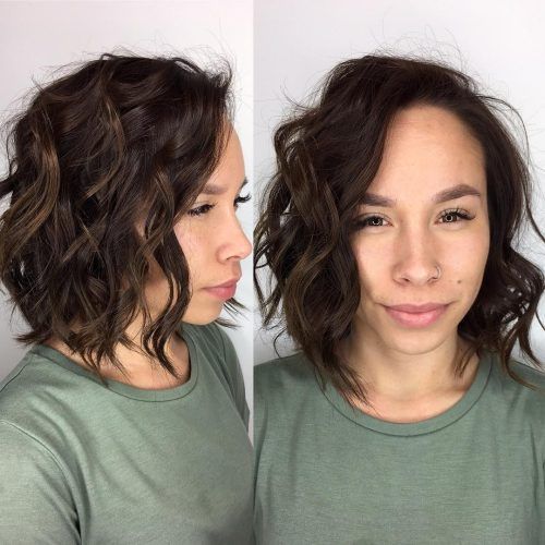 Sexy Tousled Wavy Bob For Brunettes (Photo 7 of 20)