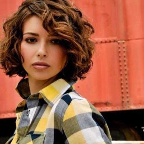 Short Hairstyles For Round Faces Curly Hair (Photo 20 of 20)