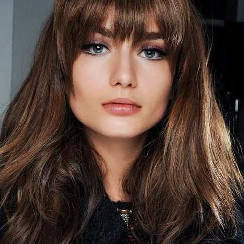 Long Hairstyles Round Face No Bangs (Photo 1 of 15)