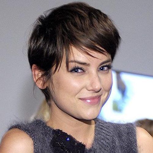 Jessica Stroup Pixie Haircuts (Photo 5 of 20)