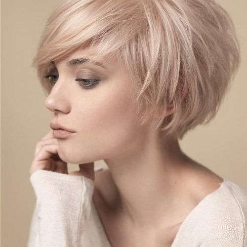 Unstructured Style Bob Hairstyles (Photo 2 of 15)