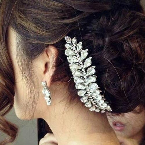 Short Hairstyles For Indian Wedding (Photo 13 of 20)