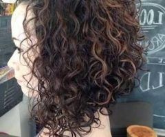 2024 Popular Inverted Bob for Curly Hair