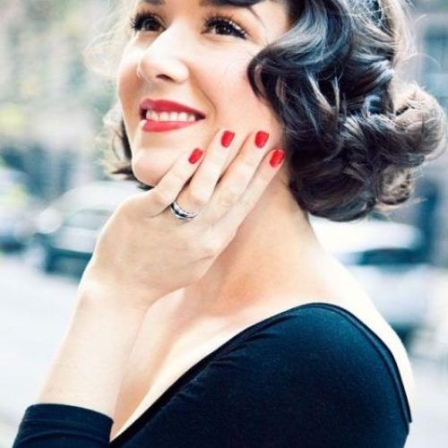 Vintage Hairstyle For Short Hair (Photo 10 of 15)