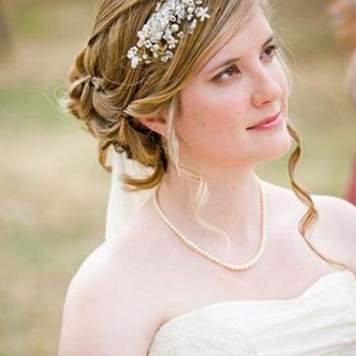 Beach Wedding Hairstyles For Long Curly Hair (Photo 7 of 15)