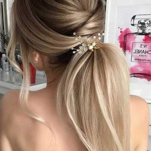 Fancy Flowing Ponytail Hairstyles For Wedding (Photo 2 of 20)