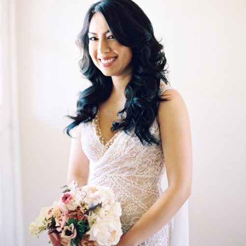 Short Wedding Hairstyles With Vintage Curls (Photo 18 of 20)