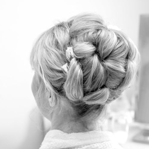 Wedding Hairstyles For Mature Bride (Photo 9 of 15)