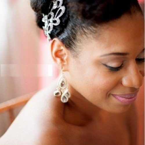 Short Wedding Hairstyles For Black Bridesmaids (Photo 6 of 15)
