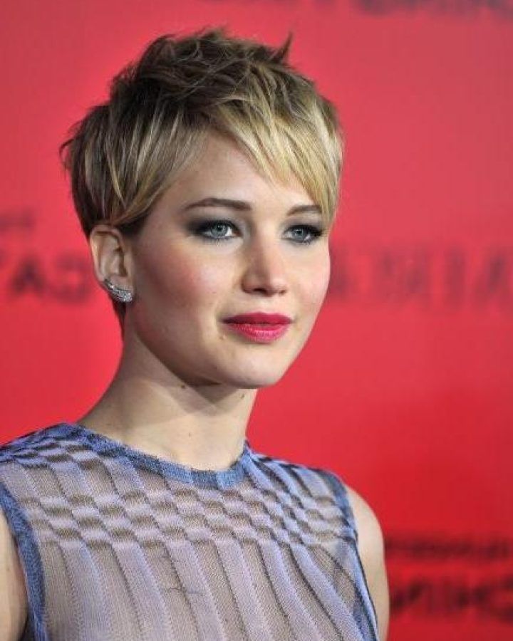 20 Inspirations Celebrities Pixie Haircuts
