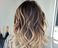 20 Best Collection of Tousled Shoulder-length Ombre Blonde Hairstyles