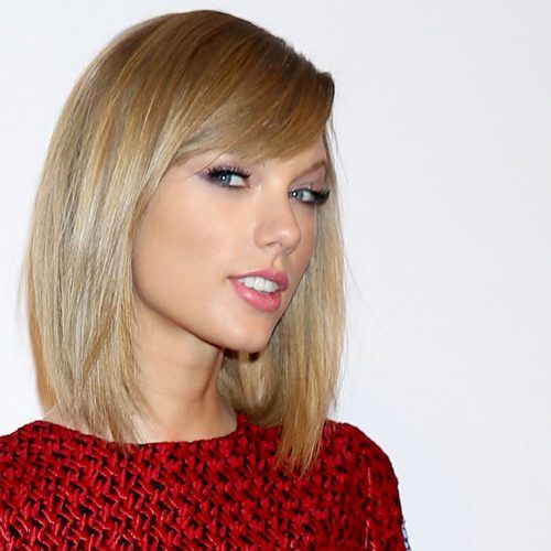 Taylor Swift Medium Hairstyles (Photo 16 of 20)