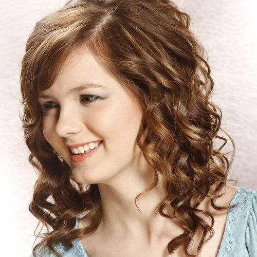 Wavy Hairstyles With Side Swept Wavy Bangs (Photo 2 of 20)