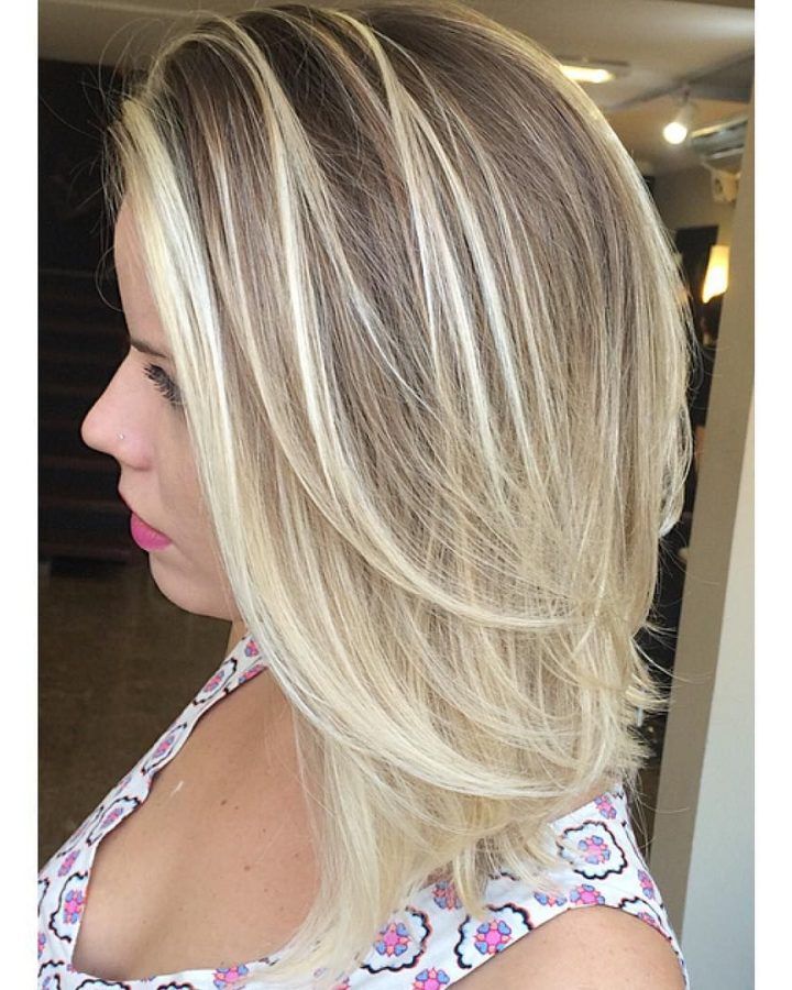 20 Best Mid-length Layered Ash Blonde Hairstyles