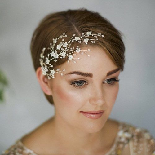 Short Wedding Hairstyles With A Swanky Headband (Photo 7 of 20)
