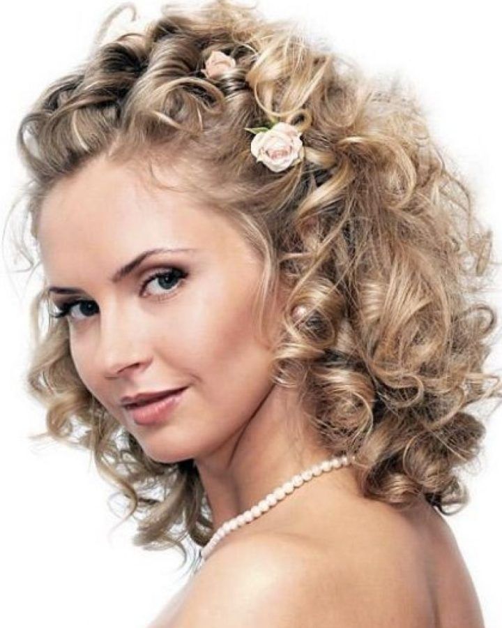 15 Inspirations Curly Medium Length Hair Wedding Hairstyles