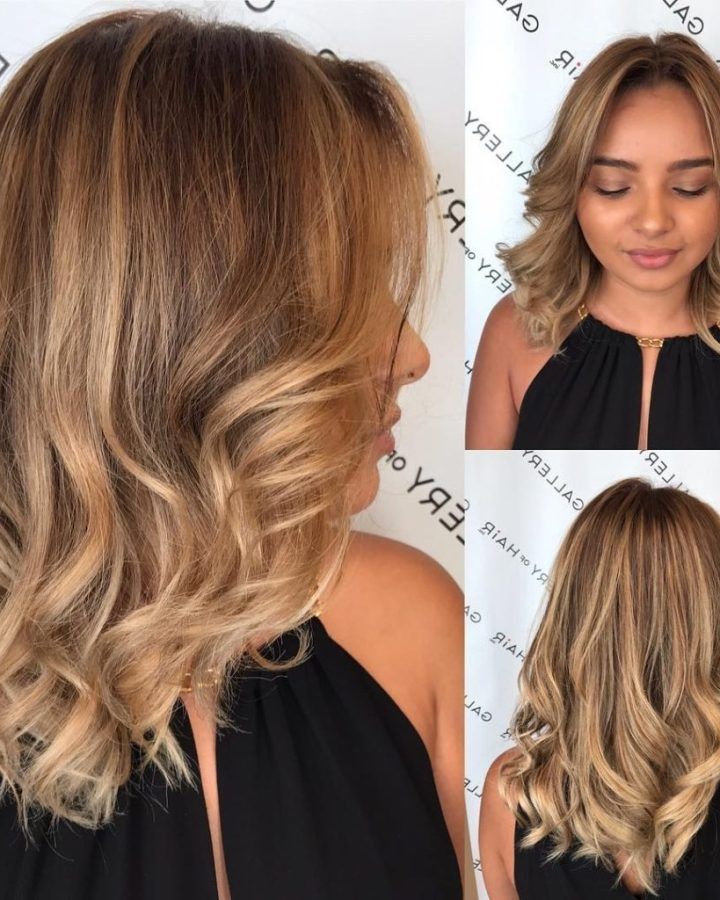 20 Photos Sun-kissed Blonde Hairstyles with Sweeping Layers