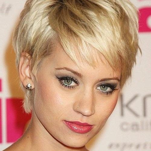 Short Hairstyles For Glasses Wearers (Photo 20 of 20)